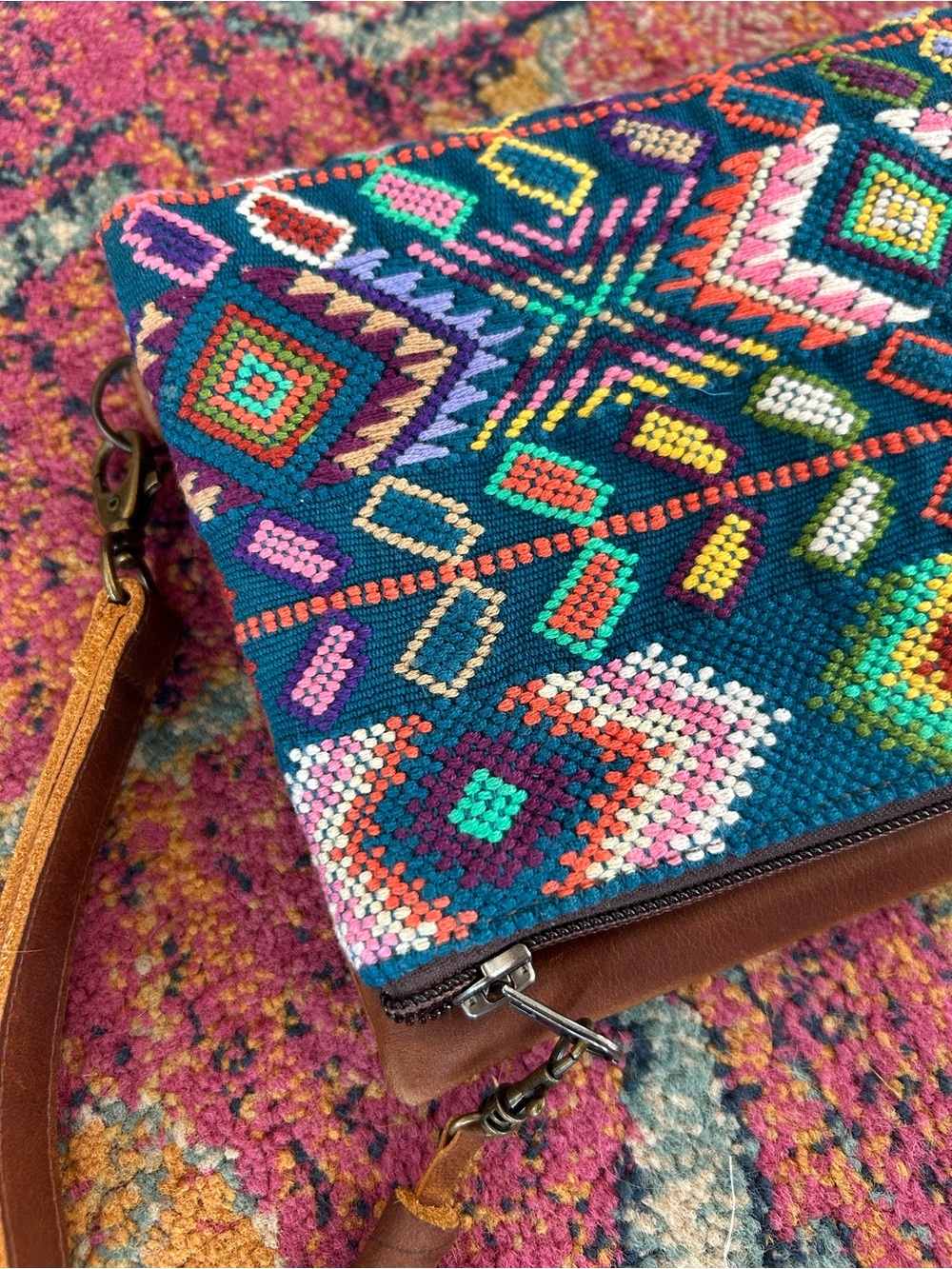Guatemalan Artisan | Women’s Multicolor Canvas/Leather Boho Embroidered Clutch - Picture 3 of 14